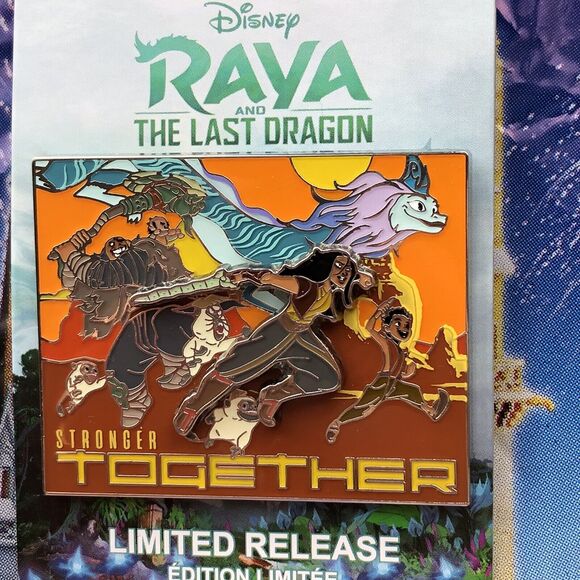 Disney Parks 2021 Raya And The Last Dragon Stronger Together LR 3D Pin - Picture 2 of 5